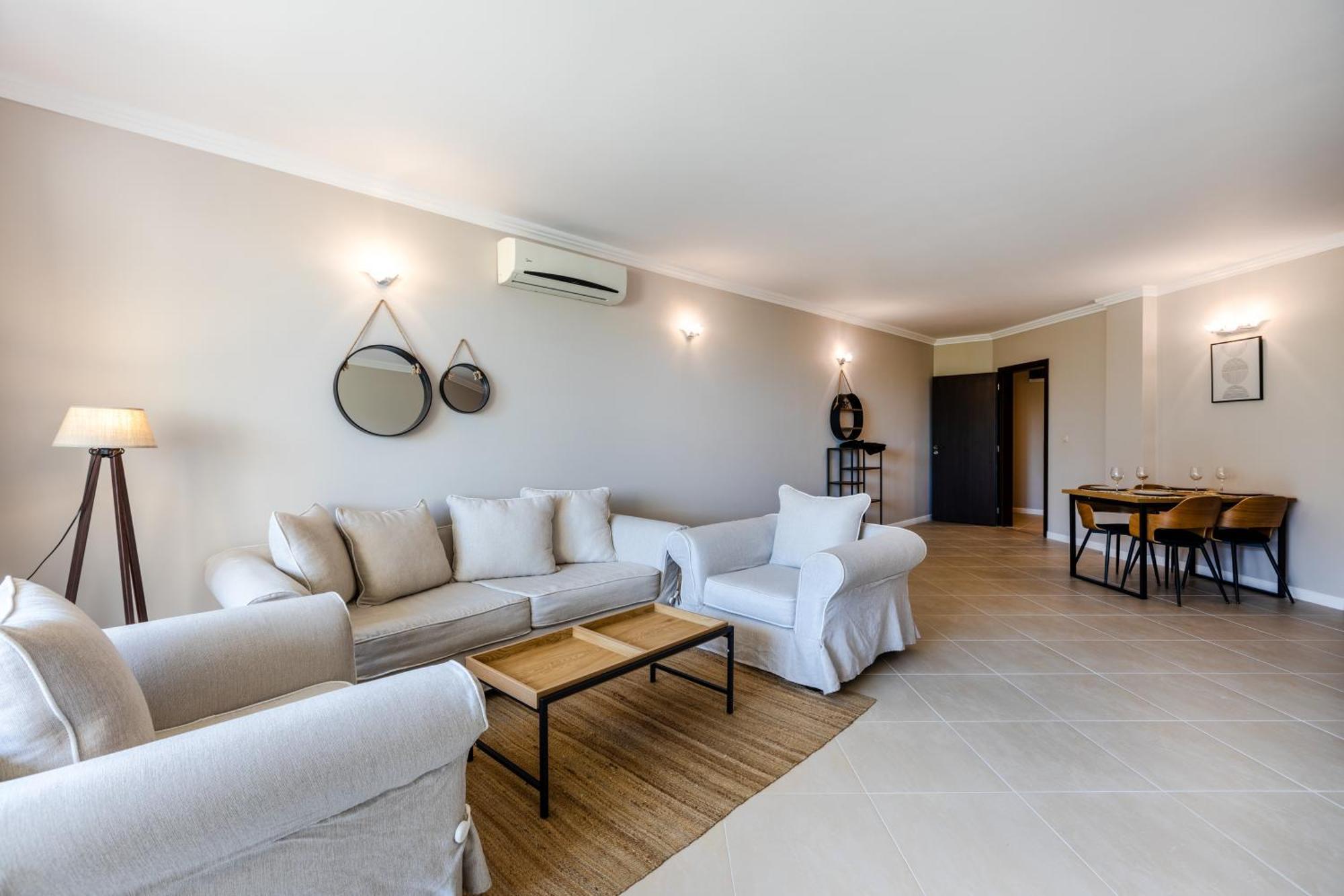 Oasis Beach Club Lozenets Bilik gambar